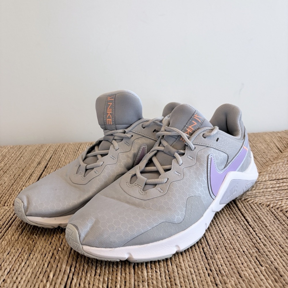 Nike Sneakers Shoes Women's Size 12 Legend Essential 2 Wolf Grey Lilac